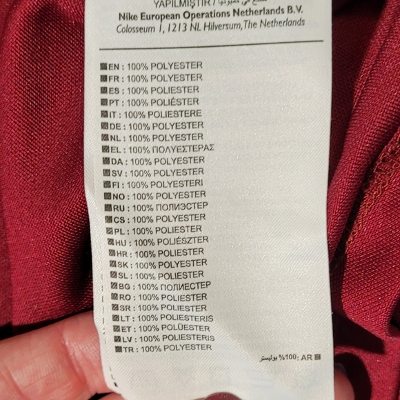 Nike - Dri Fit Red T-Shirt- Size Large - Picture 6 of 6